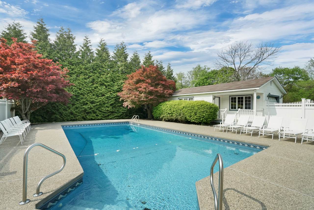 The Hosted Woods — exterior
