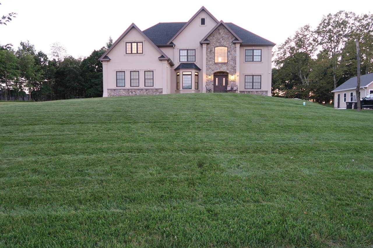  Hudson Pointe Estate — interior