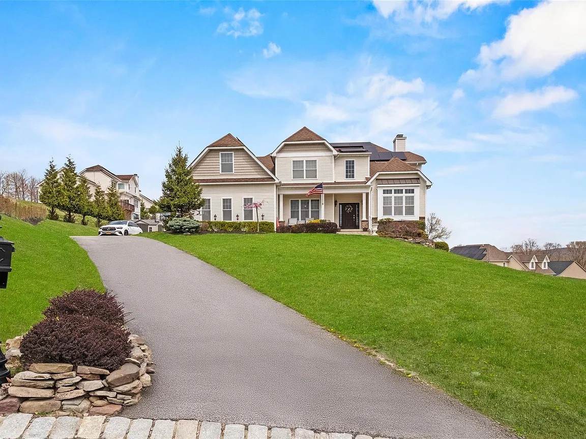 Junction Haven Villa — exterior